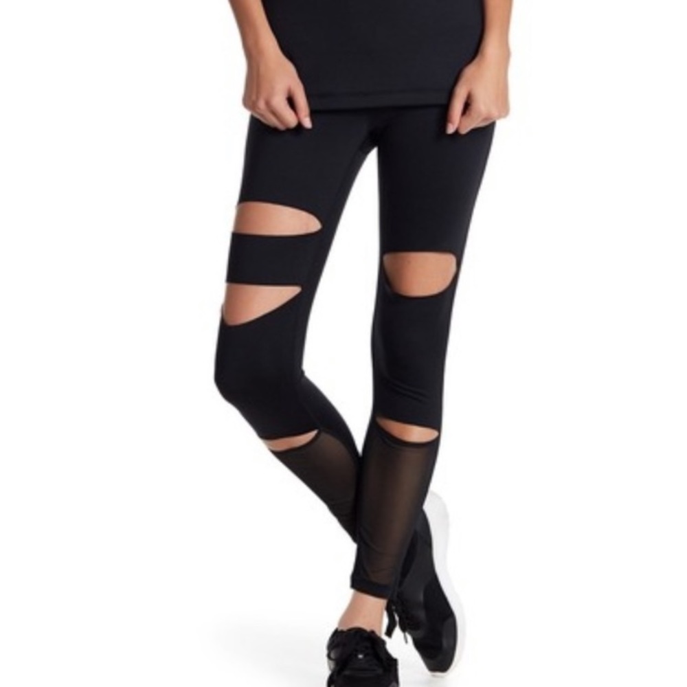 Never worn Zella workout pants